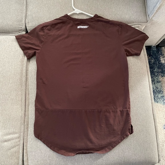DOYOUEVEN Mark Drop Tee in Dark Brown Size Small - Picture 4 of 6